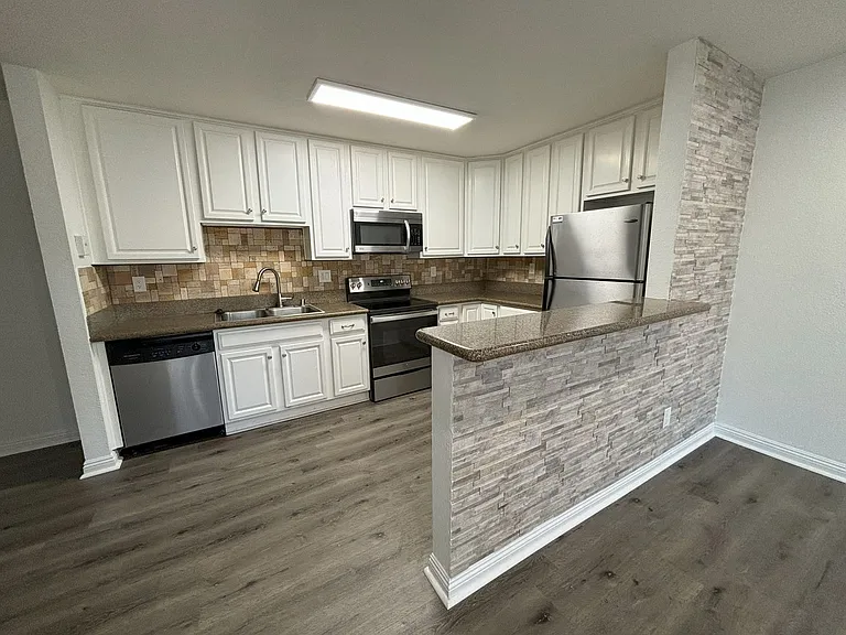1825 Bayview Heights Dr #86 — Photo 8
