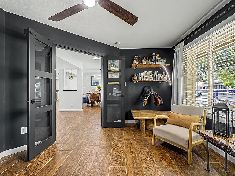 1958 E Laguna Dr — Photo 20