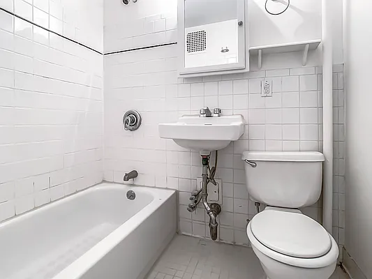 Rented by Brown Harris Stevens | media 9