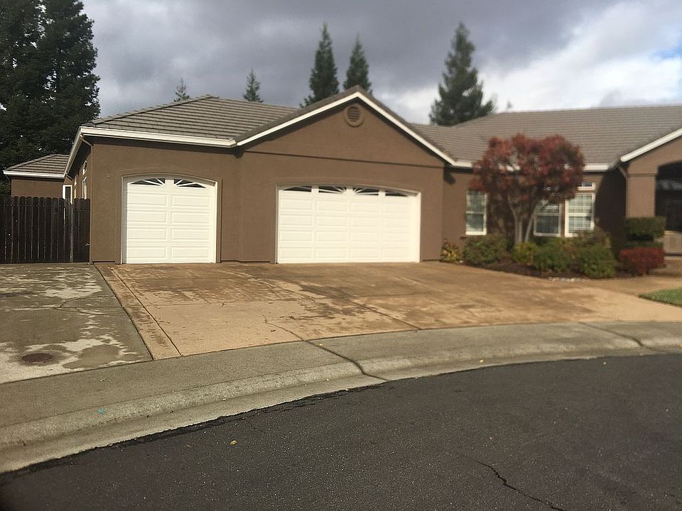 1st image of 400 Malaga Ct