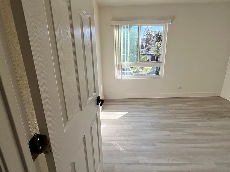 Village Green Apartments — Photo 11