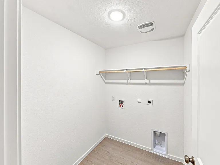 3131 Dispatch Dr — Photo 28