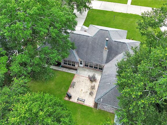 4th image of 7118 Creekwood Dr
