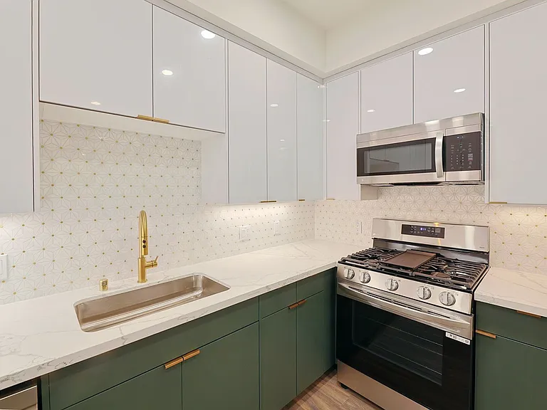 4000 W Mont Clair St — Photo 28