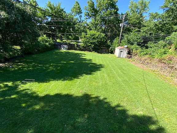 2nd image of 4209 Defoe Dr