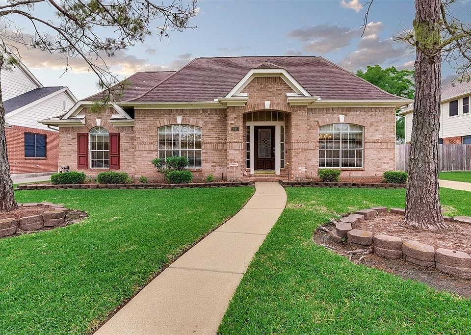 1st image of 20414 Autumn Terrace Ln