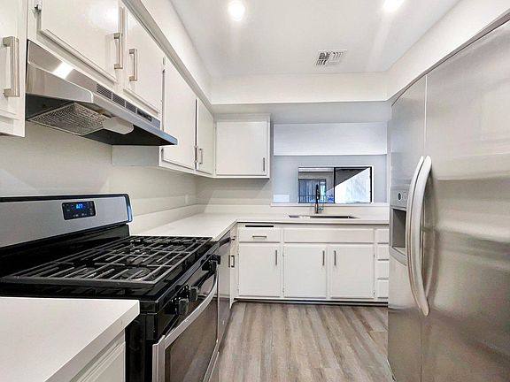 5th image of 104 N Wilson Ave APT 10