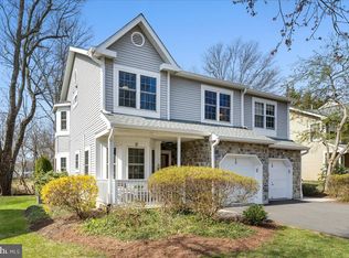 12 Stonerise Dr, Lawrence Township, NJ 08648