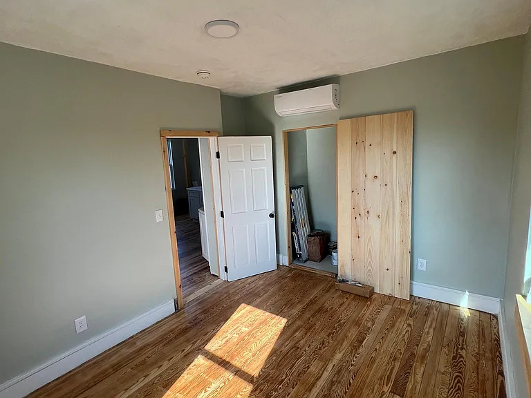 64 Standish Ave — Photo 9