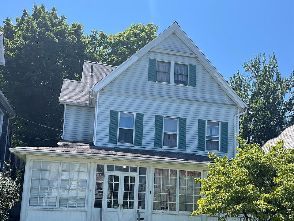 1st image of 731 Frost Avenue
