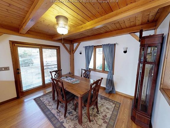 4th image of 703 Hillview Dr