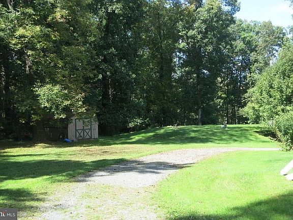 4th image of 6 Steward Ln