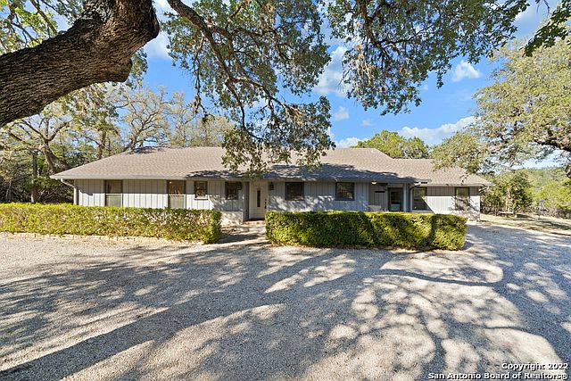 1825 Bottle Springs Rd