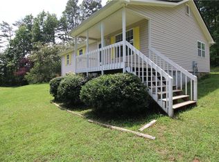 229 Pine Needle Dr, Dawsonville, GA 30534
