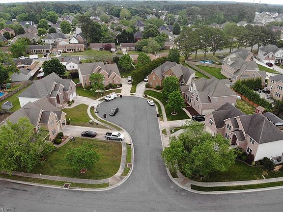 5th image of 209 Wexford Ct