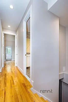 Rented by Rennit Inc. | media 14