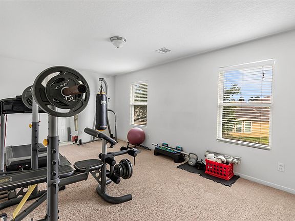 5th image of 4834 Fair Oak Dale Ln