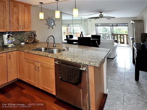 3rd image of 900 River Reach Dr APT 311