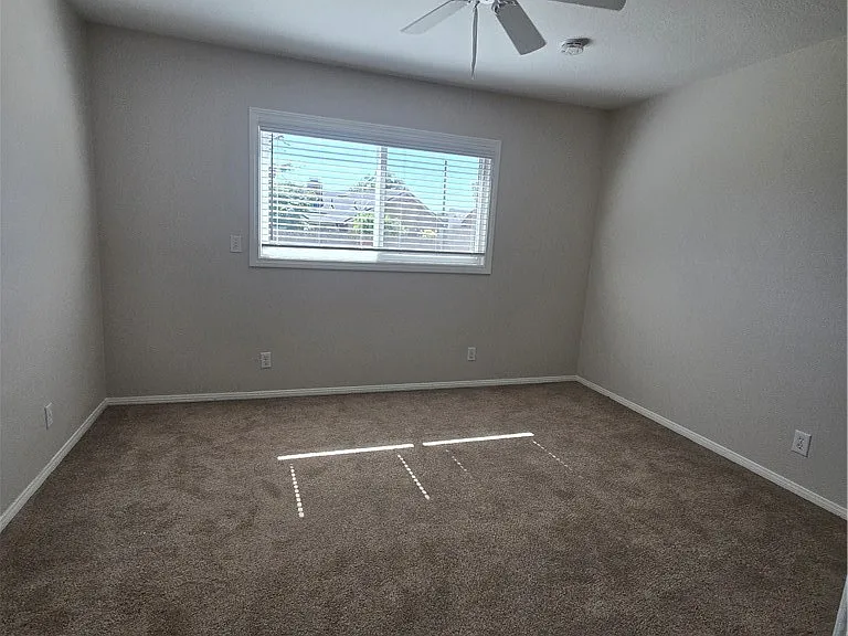 394 N Clinton St — Photo 21