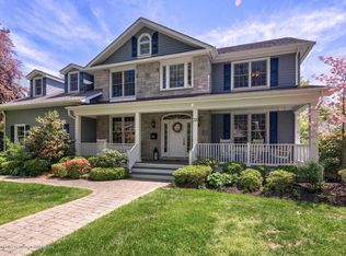 38 Robin Rd, Rumson, NJ 07760