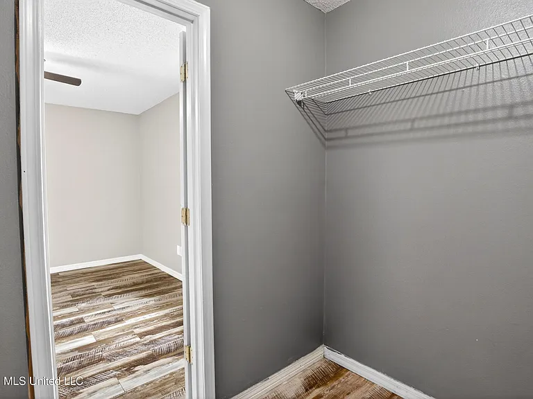 7832 Hilo Pl — Photo 32