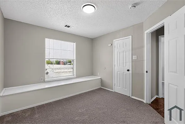 2313 Valley Falls Ave — Photo 38