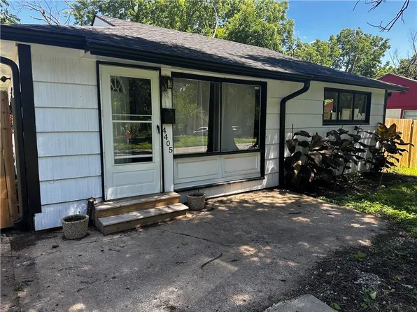 4405 Elmwood Ave, Kansas City, MO 64130