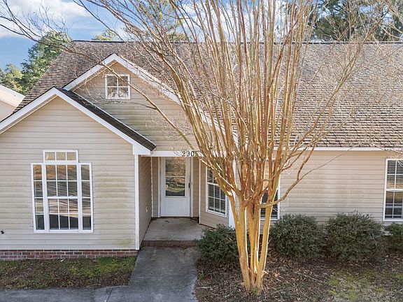 2nd image of 2905 Flintridge Drive