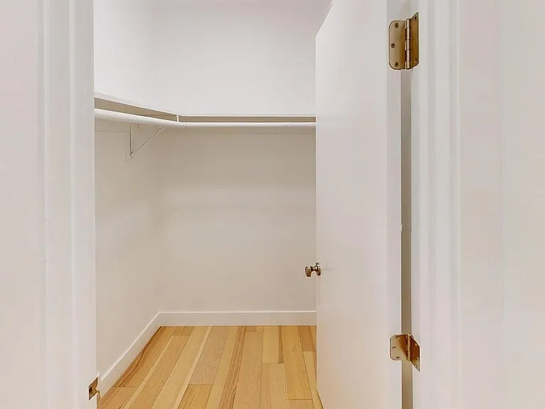 717 I St — Photo 7