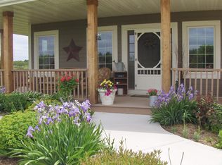 6936 Mount Pleasant Dr, West Bend, WI 53090