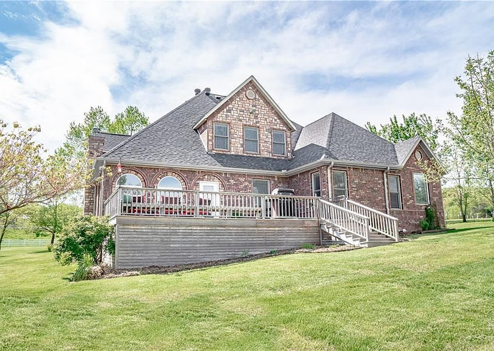 2nd image of 14082 Hummingbird Rd #302