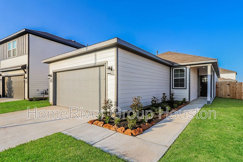 1st image of 17334 Gentle Doves Ln