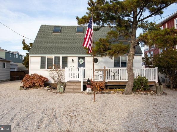 343 N 6th St, Surf City, NJ 08008