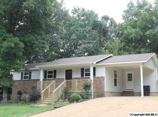 111 Isom Rd SE, Fort Payne, AL 35967