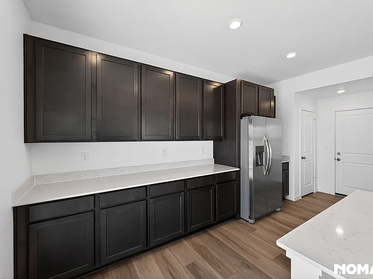 4858 Astor Pl — Photo 32