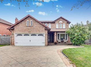 4234 Hazineh Ct, Mississauga, ON L5B 3N5