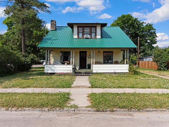 3rd image of 508 1st St W