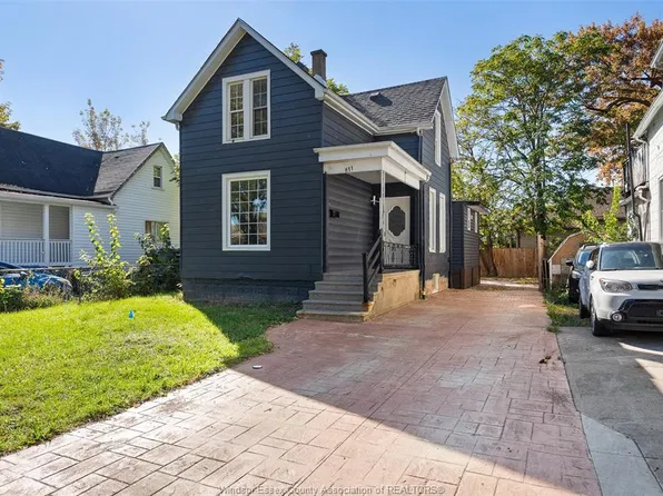 811 Langlois Ave, Windsor, ON N9A 2G9