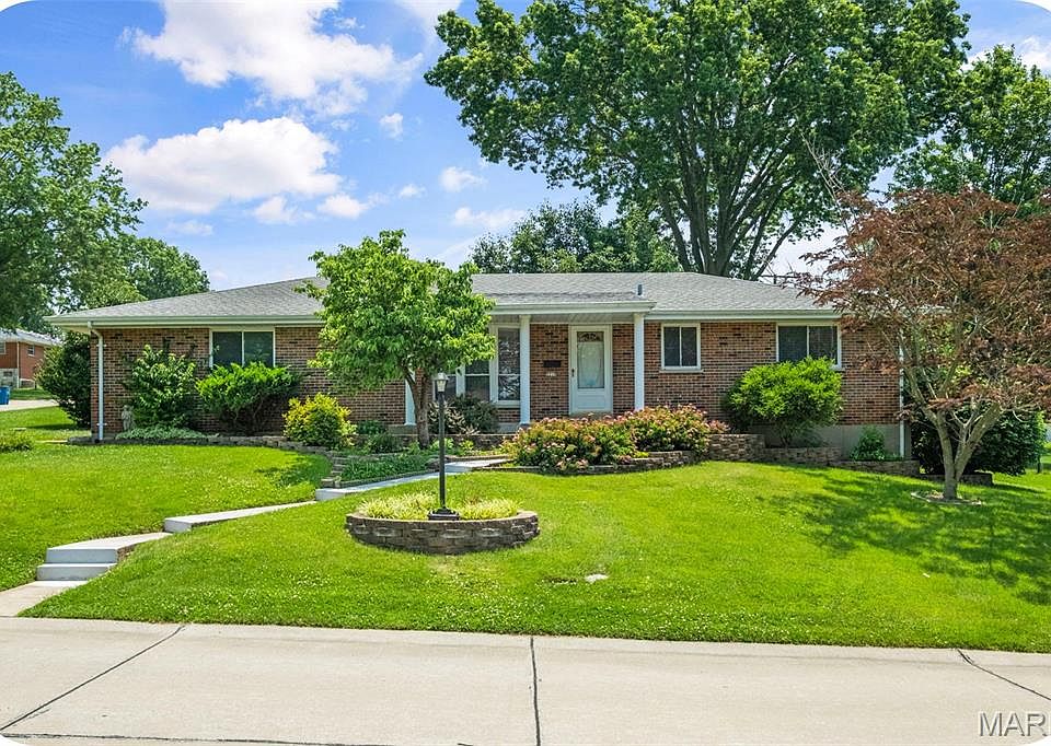 1st image of 2210 Doran Dr