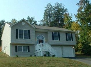 11710 Enchanted Woods Way, Fredericksburg, VA 22407