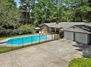 12400 Ware Lake Rd, Pascagoula, MS 39565