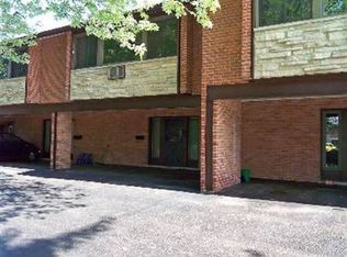 1341 Greenwillow Ln UNIT D, Glenview, IL 60025