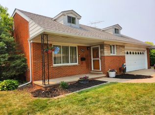 26447 Roan Ave, Warren, MI 48089