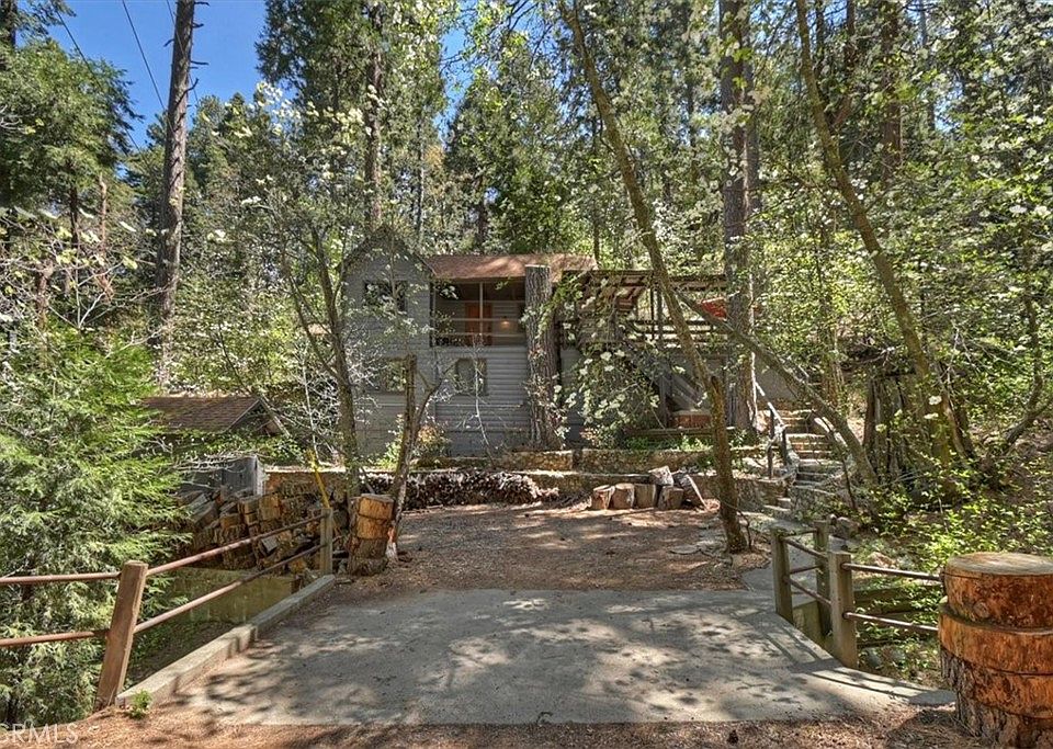 1st image of 851 Cottage Grove Rd