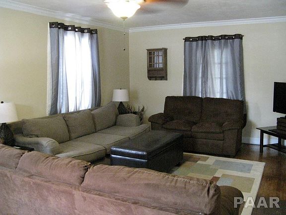 5th image of 716 N Ashland Ave