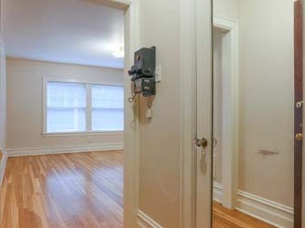 228 NW 22nd Ave APT 208