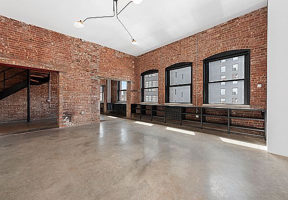 5th image of 525 W 22nd St Ph B
