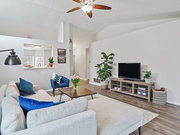 2nd image of 3475 Vintage Woods Dr
