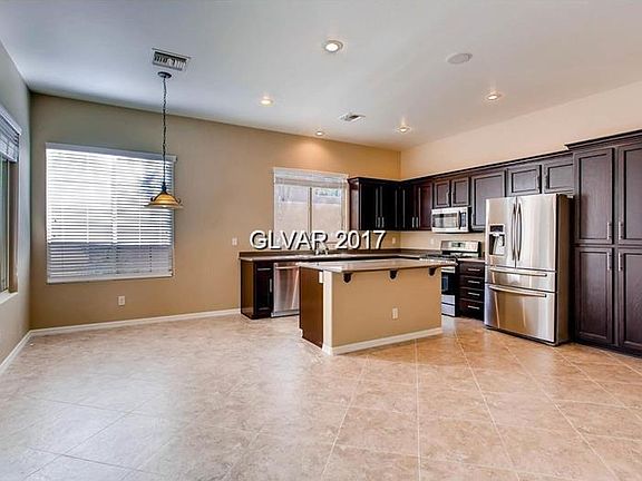 3rd image of 61 Emerald Dunes Cir #0