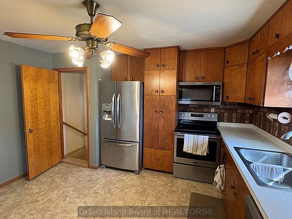 5th image of 112 Turner Ln
